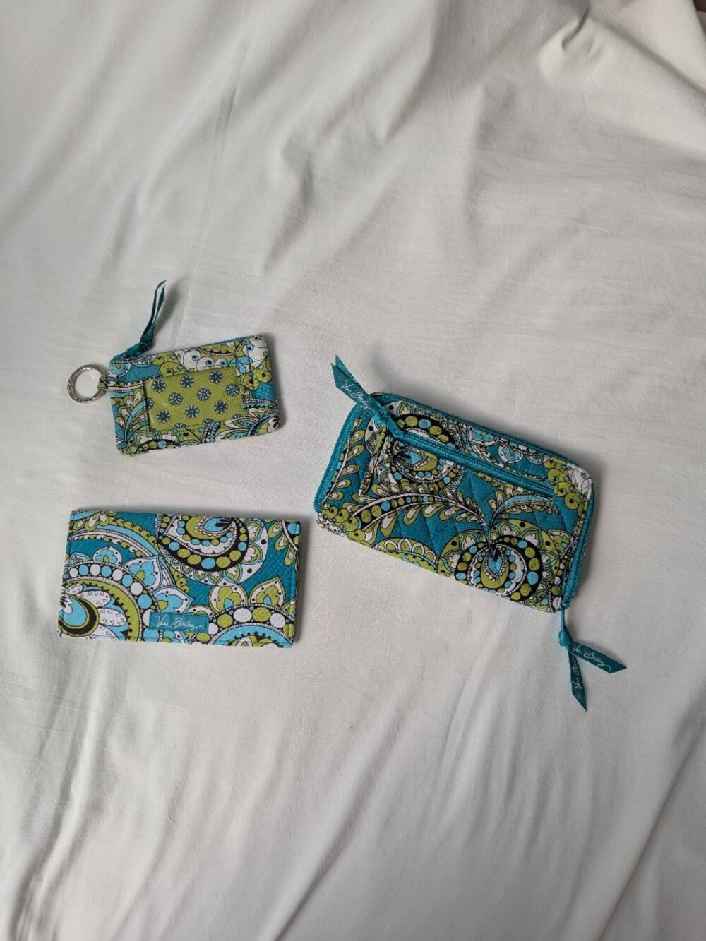 Vera Bradley Blue/Teal/Green Paisley Print, Wallet set